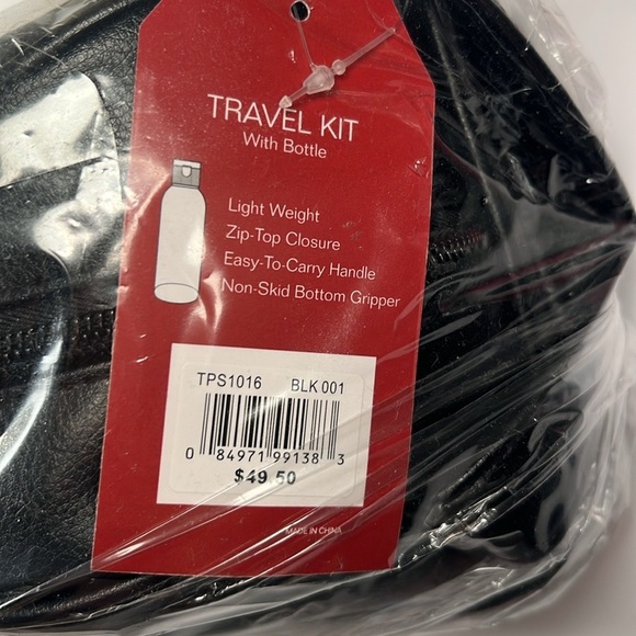 Perry Ellis Black Leather Toiletry Travel Case with Handle - Picture 11 of 15